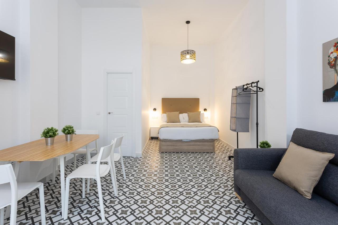 Holidays2Malaga Picasuss Loft New Built Close Huelin Beach And Promenade エクステリア 写真