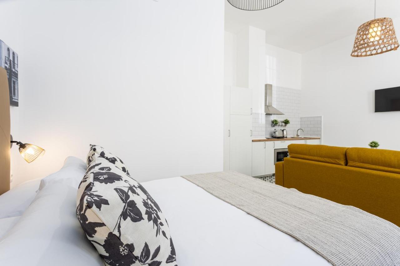 Holidays2Malaga Picasuss Loft New Built Close Huelin Beach And Promenade エクステリア 写真